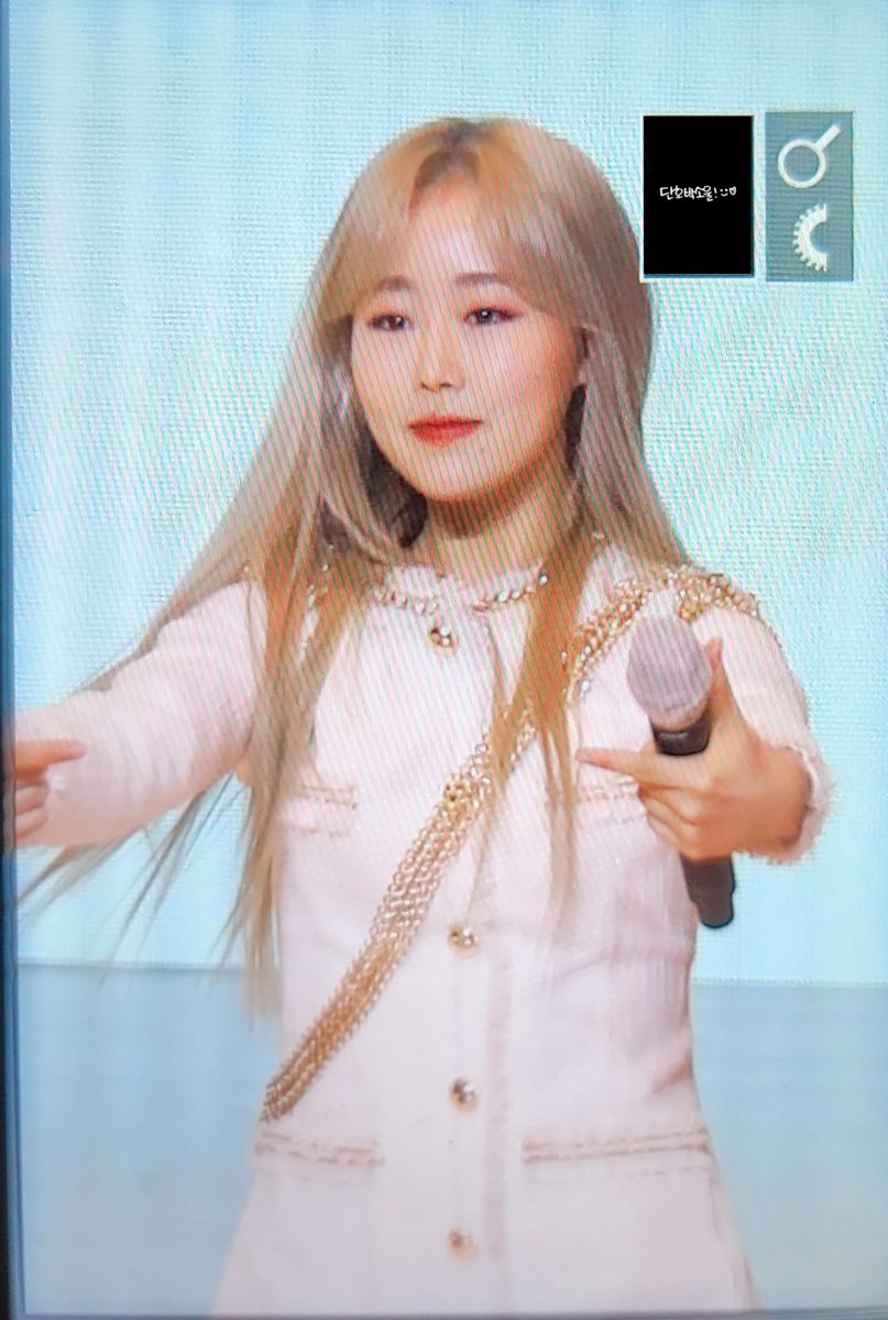 ssm3037's tweet photo. 210219 러블리즈 베이비소울

ㅜㅜㅜㅜㅜㅜㅜㅜ

#러블리즈 #Lovelyz #이수정 #베이비소울 #babysoul #목종이 #벱솔 #ベイビーソウル https://t.co/eenEx6RTAf