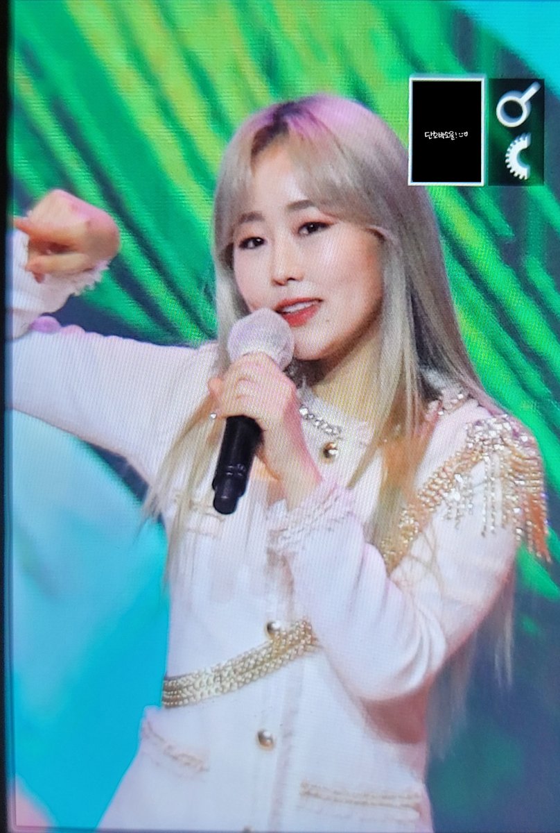 ssm3037's tweet photo. 210219 러블리즈 베이비소울

ㅜㅜㅜㅜㅜㅜㅜㅜ

#러블리즈 #Lovelyz #이수정 #베이비소울 #babysoul #목종이 #벱솔 #ベイビーソウル https://t.co/eenEx6RTAf