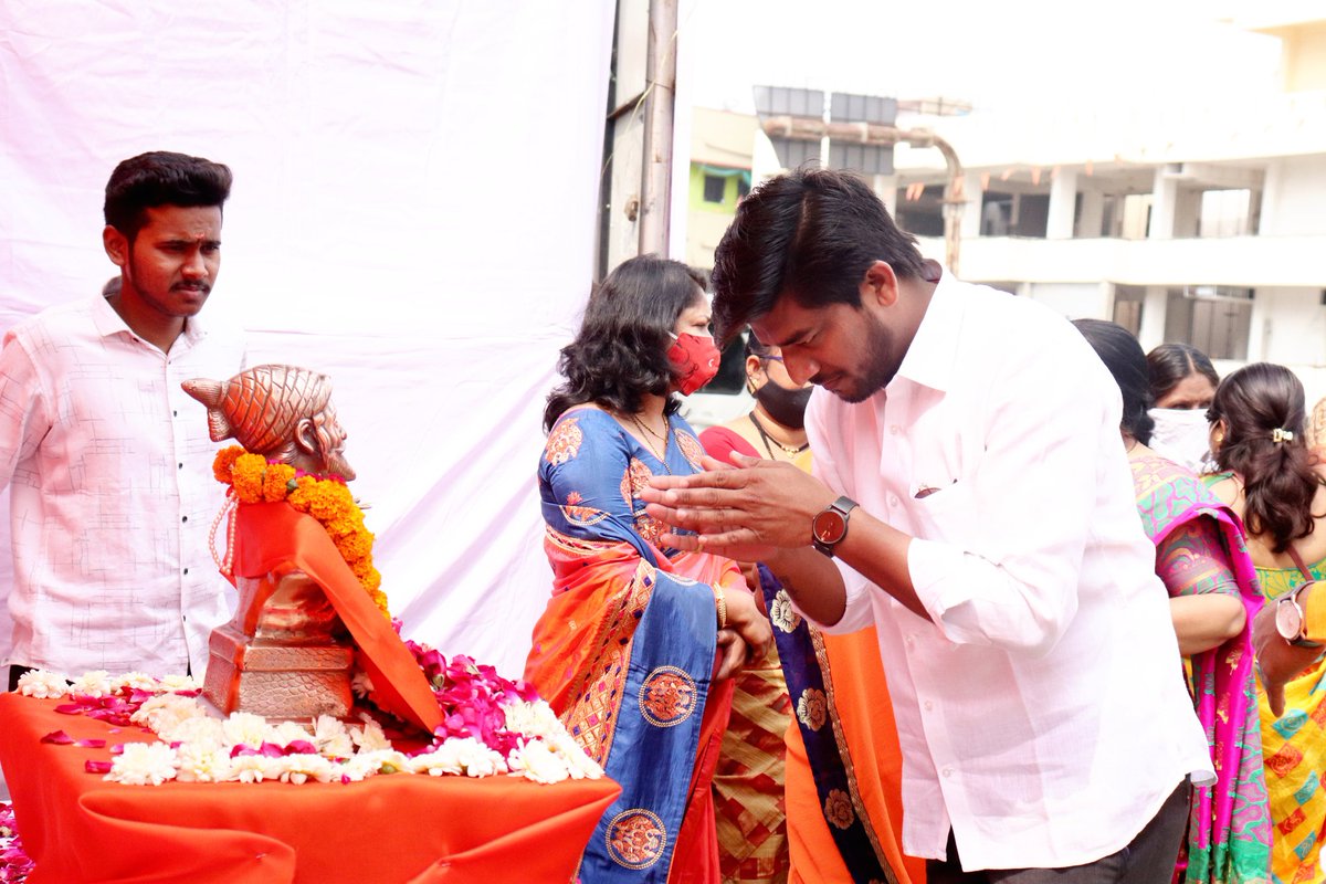 VishalKeche's tweet photo. शिवजन्म सोहळा!
#ShivJayanti https://t.co/p30FpKe93x