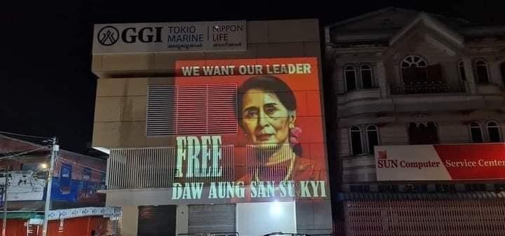 YKhay7's tweet photo. How can you Remove our Voice? We Want Democracy. #WhatsHappeningInMyanmar #19FebCoup https://t.co/68GeDQm7ez