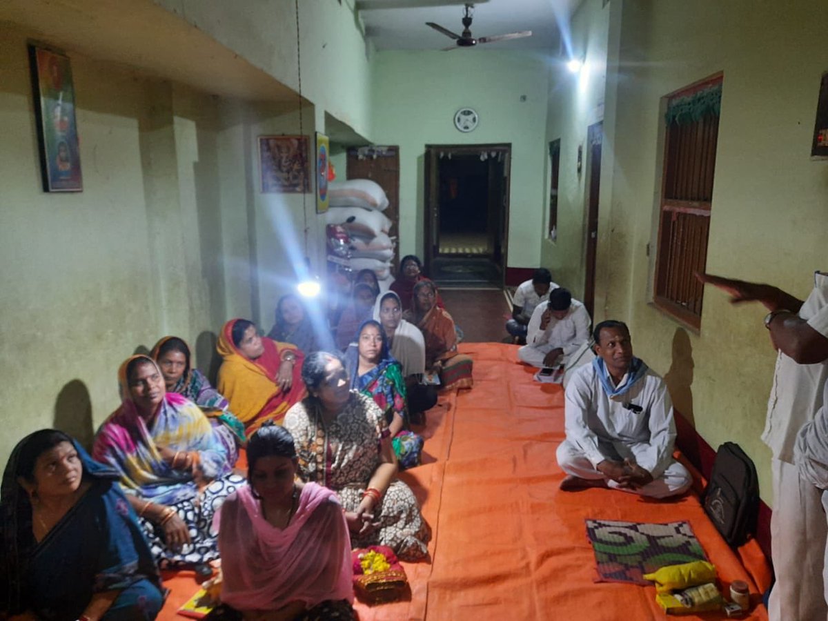 sathyasaiodisha's tweet photo. Loving Sairam..
With Divine Blessings of Bhagavan Baba, Rajsunakhela Samithi of Khurdha District organised devotees meet on 18.02.2021.
#devoteesmeet
-Media Team https://t.co/O4PRYJJhm8