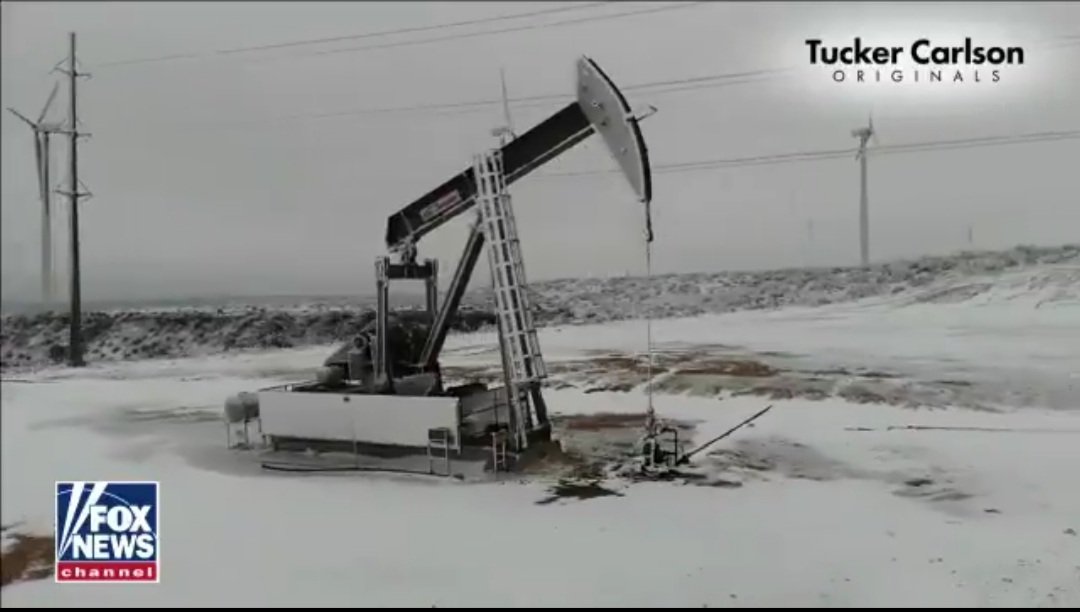 BroWebber's tweet photo. @TuckerCarlson @RealTimers @billmaher Friday material for your show. This sucker, Tucker, talking out his butt about frozen windmills WHILE showing footage of frozen oil wells. Call his ass out please. It will literally warm my cold Texas heart https://t.co/vpYOX7NVrJ