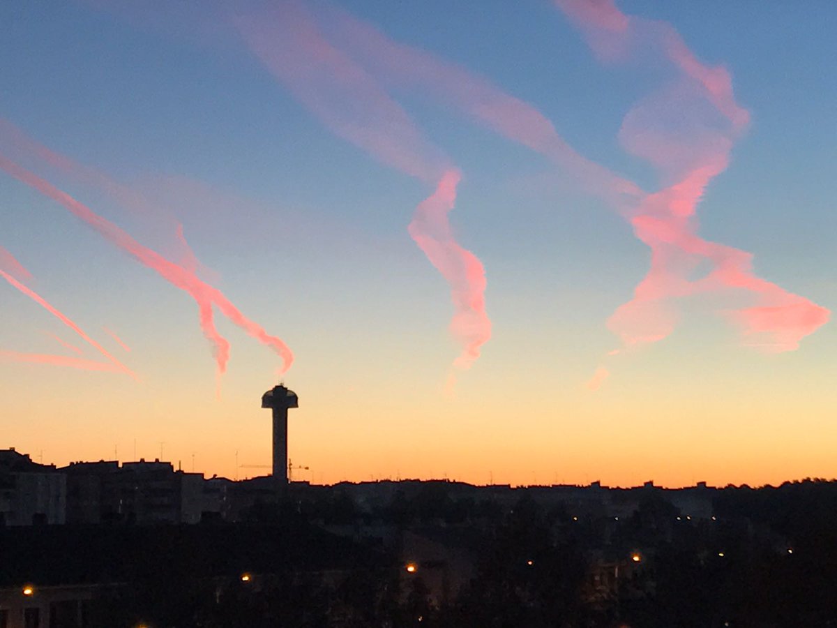 AlbacteRincones's tweet photo. Siempre hemos pensado que ALBACETE procede de Al-Basit, tierra llana, pero un nuevo estudio indica que Albacete podría ser un acrónimo ibérico que en español significa: ETERNO AMANECER
Y a mi no me extrañaría... https://t.co/HcuFBKUKGe