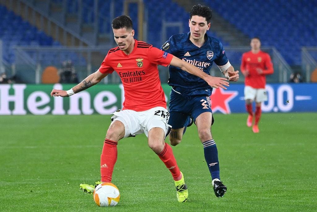 kakyuds's tweet photo. FULL TIME: #UEL ROUND OF 32 FIRST LEG: SL BENFICA 1 vs 1 ARSENAL FC. [55' Pizzi (Pen); 57' Bukayo Saka] #SLBARS https://t.co/EfEpRpEaGD