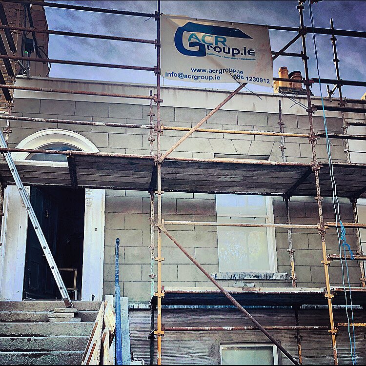 IrishGroup's tweet image. New facade,parapet band ,quion stones and ashlar finish struck out #irishplasterers  
#opatsi #thisaulhouse #spreads