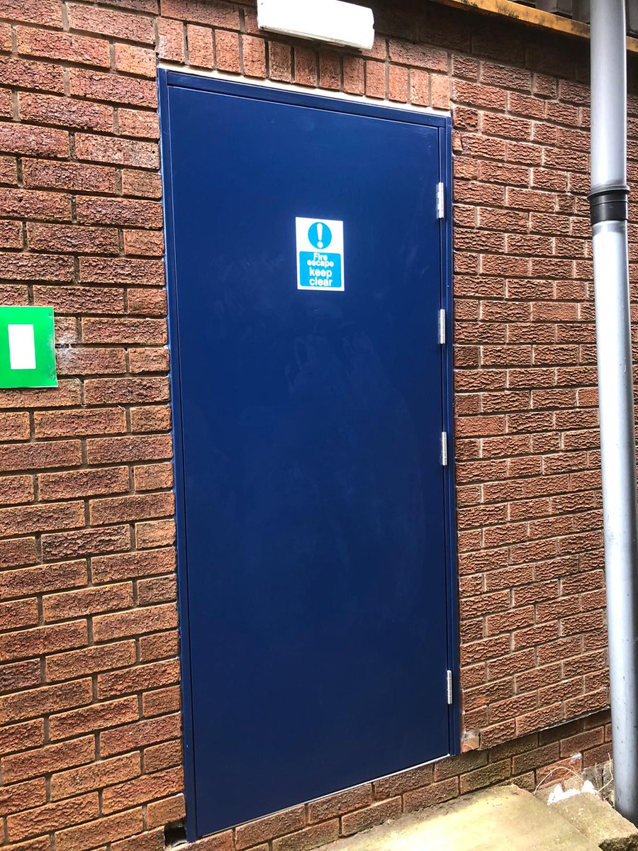 High security fire escape door installed in Mansfield today.

For more information, please call 0114 2441 178. Alternatively hit the link below and visit our website.

bit.ly/2Uql85v

#crshutters #security #securitydoors #doors #fireescape