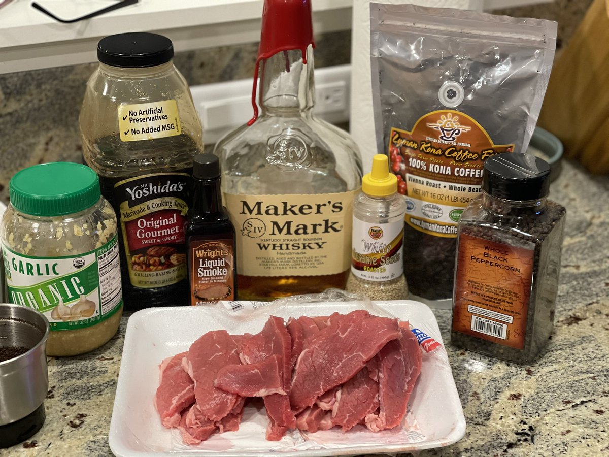 KonaHomeTeam's tweet photo. Itβs going down guys .... #beefJerky #Whisky #smoke #rawbeef #kalbi #marinade #garlic #peppercorn #konacoffee https://t.co/zjSl0ZOU8s