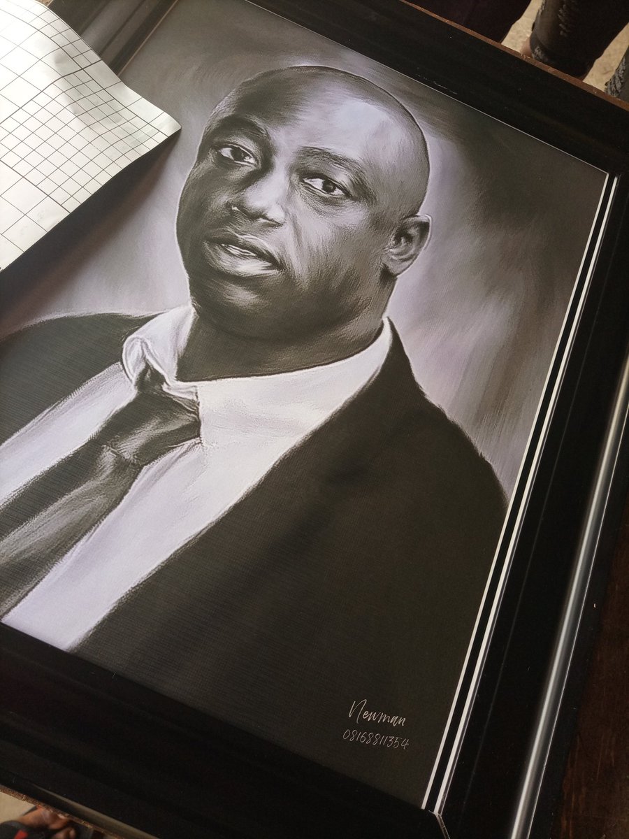 DRealNewman's tweet photo. @omoalufaaa Help me retweet guys❤️
I make personal portraits of different sizes
13000--- (10×12 inches)
16,000---(12×15inches)
22,000---(16×20 inches)
30,000---(20×24 inches) 
37,000--- (20×30 inches)

phone/Whatsapp: 08168811354
I deliver nationwide https://t.co/HXYQPqMilI