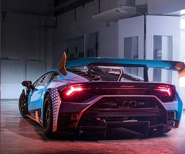 What do you think about the new Lamborghini Huracan Super Trofeo EVO?