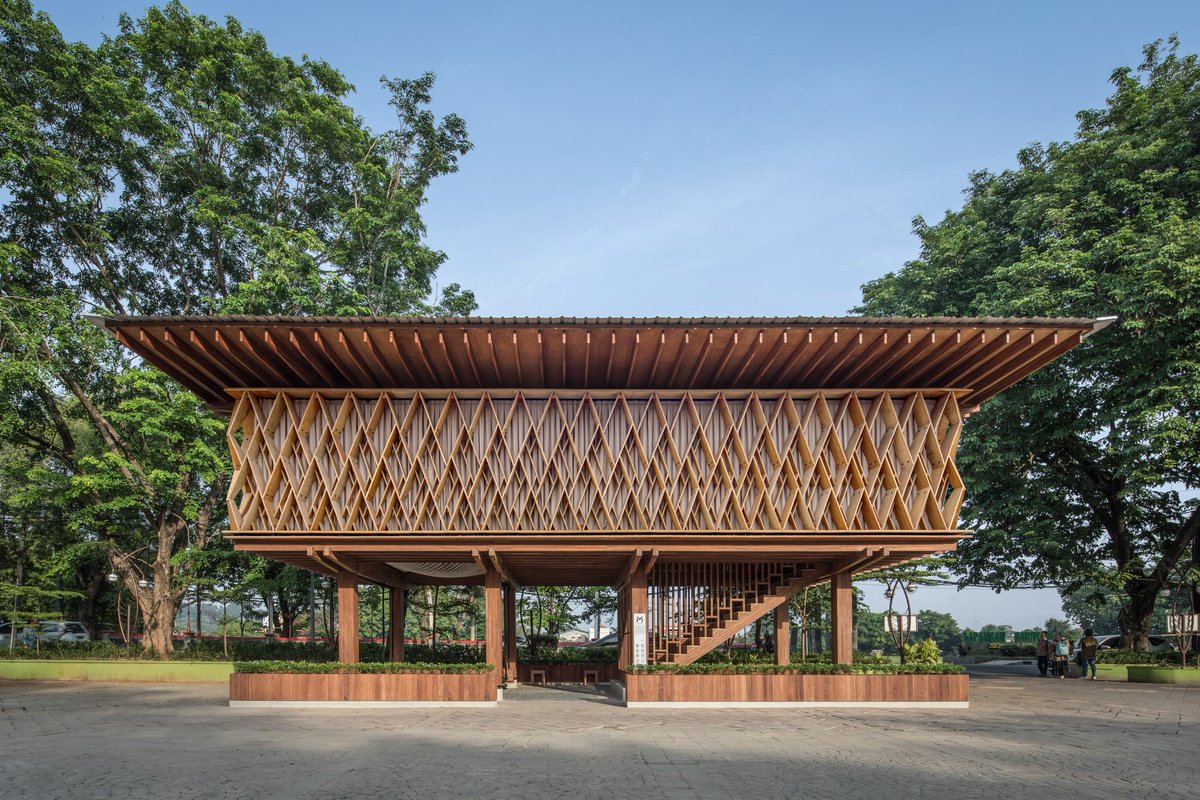 Microlibrary Warak Kayu / SHAU Indonesia archdaily.com/936421/microli…