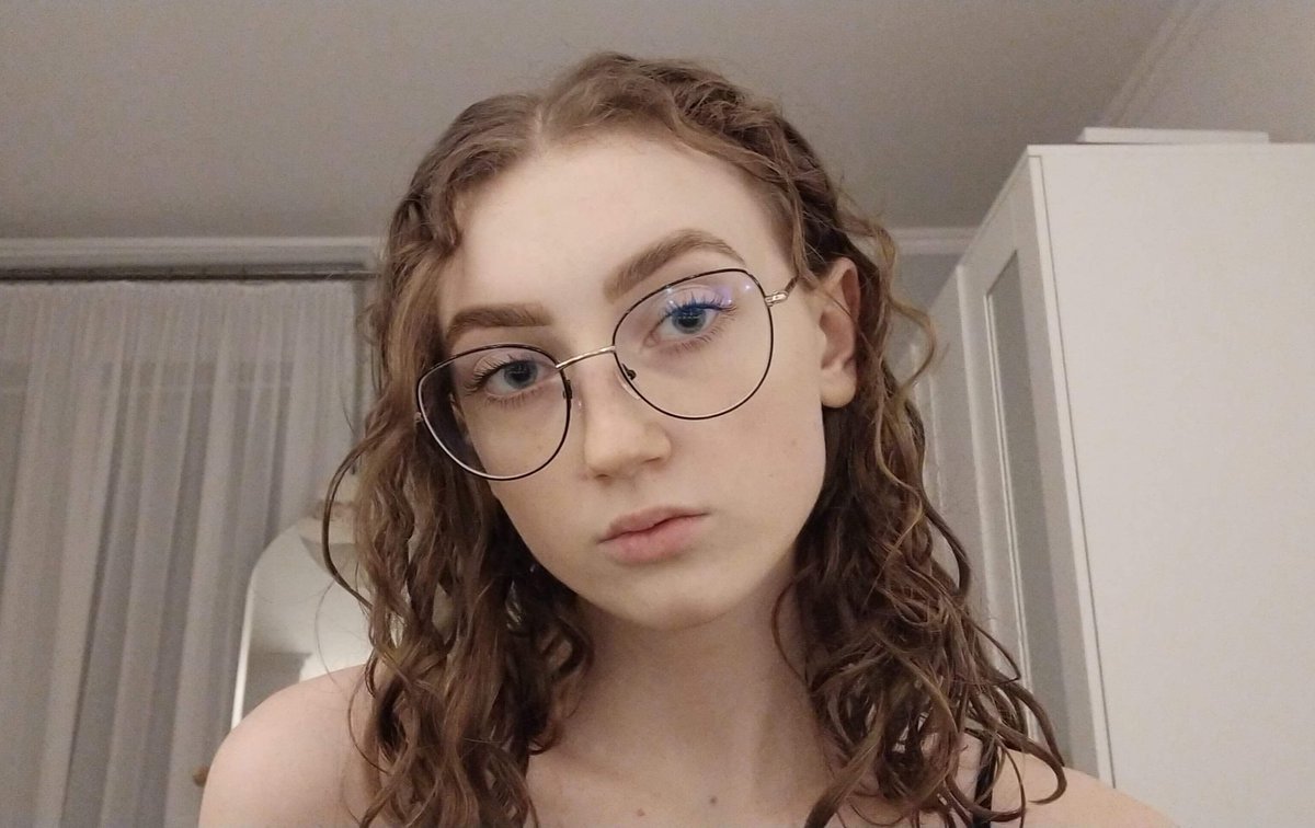 larrietillidie's tweet image. Never enough and no satisfaction
#SelfieForNoShame #StreamNoShame