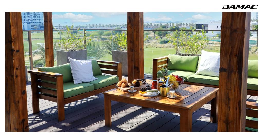 DAMACOfficial's tweet photo. With a view like this, you'd never want breakfast to end.
Tag someone you'd want to experience such beautiful mornings with.
#HomesWithAView
بإطلالة خلابة كهذه، لن تتمنى أن تنتهي من وجبة الإفطار.
أخبرونا بتعليق من هو الشخص المفضل الذي تودون قضاء هذه اللحظات الممتعة معه https://t.co/0lo9hfOqL7