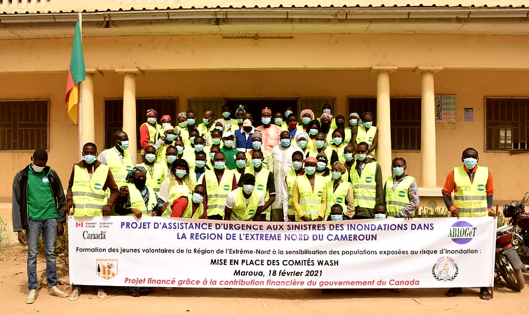 CanadaCameroun's tweet photo. Poursuite du partenariat du #Canada avec #ABIOGeT sur les secours en cas d’inondation dans l’Extrême Nord: formation de jeunes volontaires. Merci aux sapeurs-pompiers de Maroua, à la Commune de Maroua 1er et à l’ASCNPD pour votre contribution! https://t.co/8ALlDfgbvX
