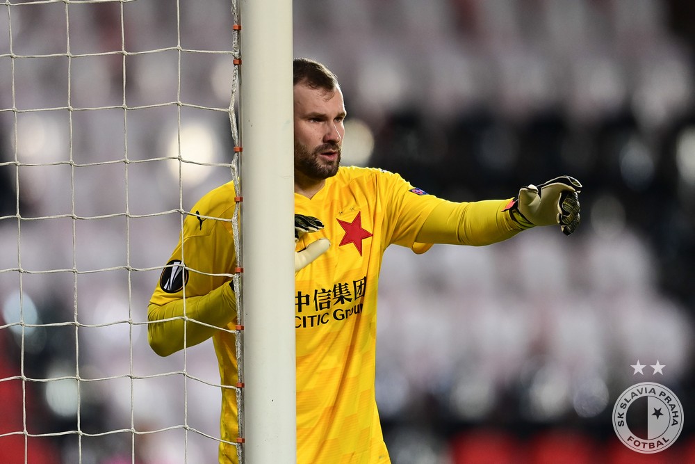 slaviaofficial's tweet photo. Ondřej Kolář proti Leicesteru vychytal už dvanácté čisté konto v evropských pohárech! 🛑🧤 #UEL #slalei https://t.co/3Nf7rzixxW