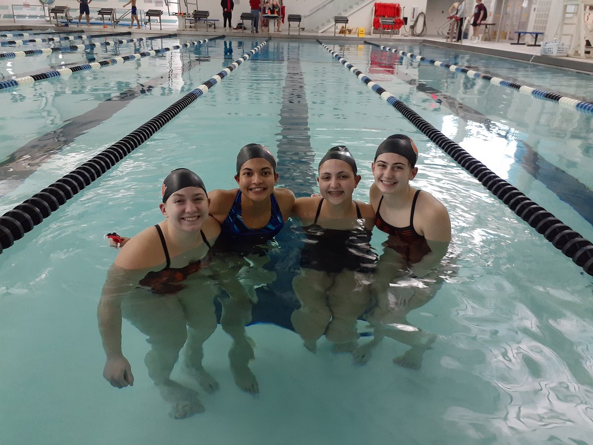 ElidaSwimTeam's tweet photo. BG Bound this morning!  🐾 Let's go, waterdawgs! #districtsbound https://t.co/dMR54UnzP1
