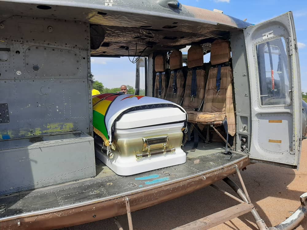 nickmangwana's tweet photo. The body of the late Cde Moses Griffiths Mpofu's is on its final journey to Harare where the late National hero will be laid to rest at the National Heroes Acre among fellow heroes.
#RIPCommander. https://t.co/JzNsp4bvI1
