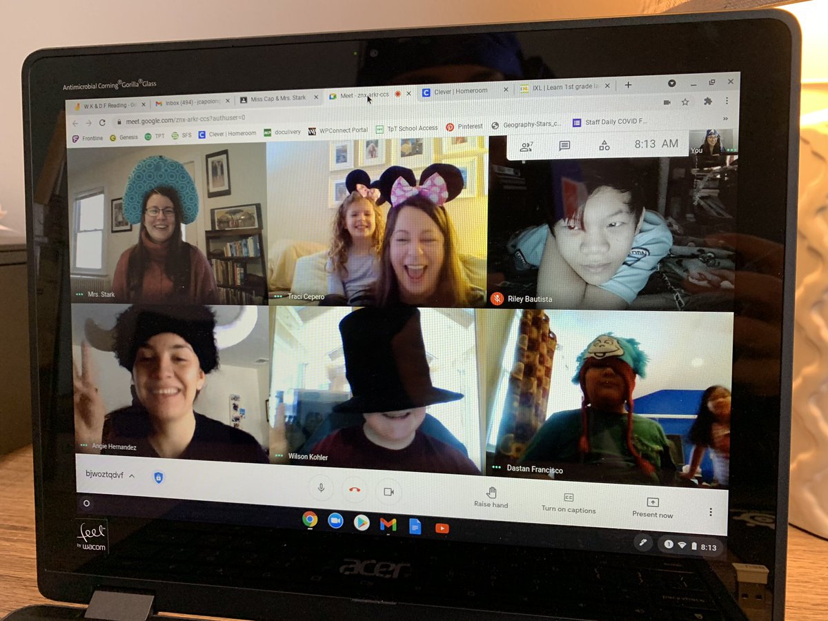 We definitely got our Friday sillies out 🤪