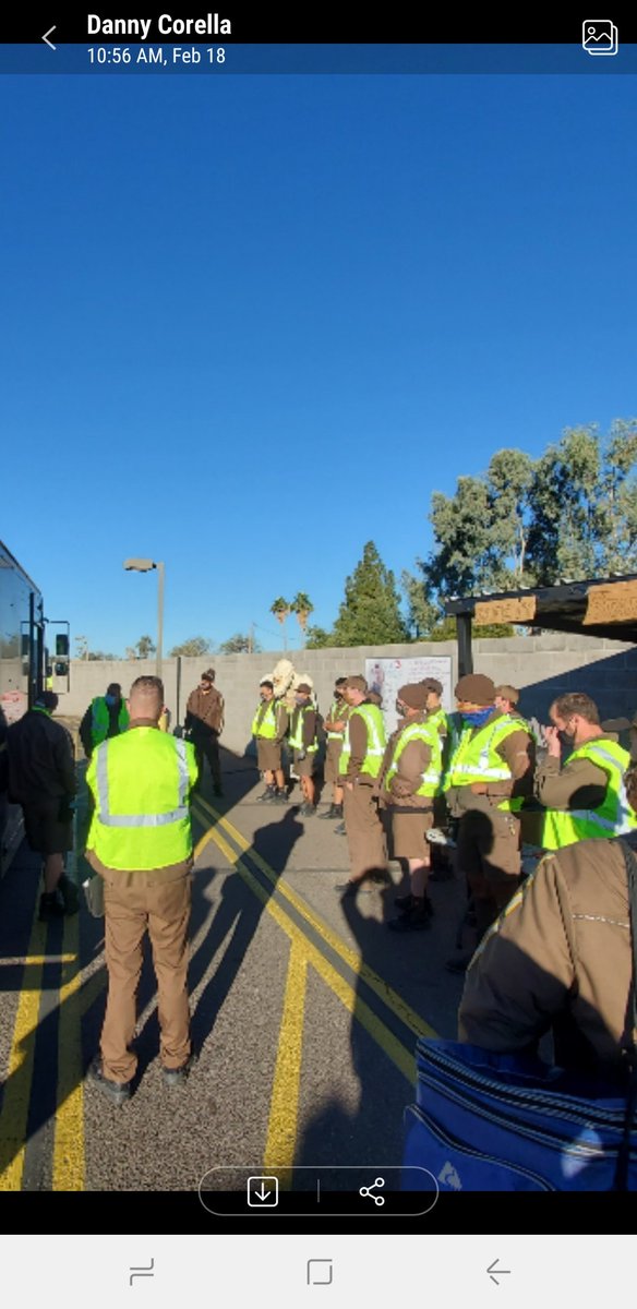 Camelbacks guard gate activity was focusing on using 3points of contact and explaining to our 2 & under drivers that using the hand rail will save your knees and help with slips and falls @BenRjv @UPSphoenix @beckyb_ups @MrJeffTipton1 @JohnFarren6 @Dcorella21 @CharP_RN