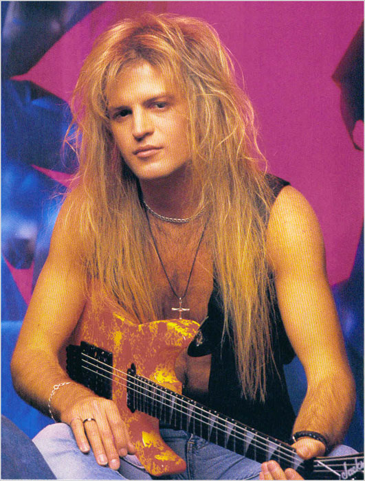 Happy Birthday to guitarist Doug Aldrich (Lion, Hurricane, Whitesnake). He turns 57 today. 