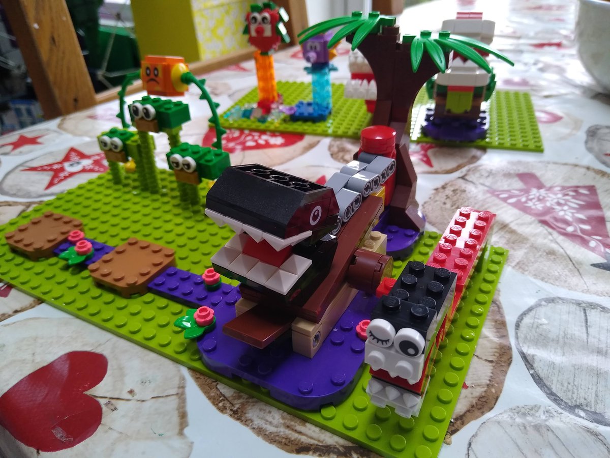 PercyPea's tweet photo. My five year old was so fed up not having access to Daddys LEGO Mario sets he's started making his own! @LEGO_Group  #LEGO #LEGOSuperMario #Nintendo https://t.co/wCVPm895jo
