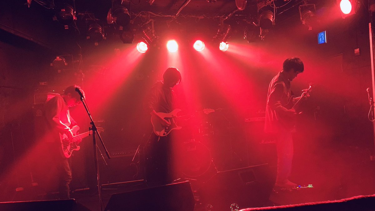 Big_Motel's tweet photo. 2/18 Nowhere
素晴らしいイベントでした 出演できて良かった ご来場ありがとうございました！

偶然横一列に並んだGravity of Notesを見て下さい(撮影:クルミ) https://t.co/hB9sdIP5YF