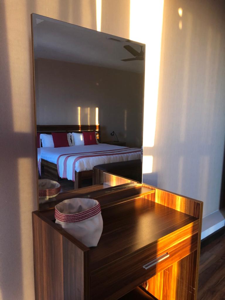 👍🏙Nos immenses baies vitrées vous permettent de profiter de la luminosité naturelle et la belle vue sur la ville de Tana🏙👍