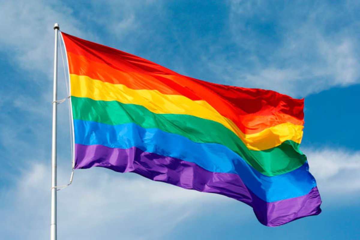 🏳‍🌈 Hoy se conmemora el Día Mundial Contra la LGTBIfobia en el deporte.

Apostamos por un voleibol donde se respete la diversidad sexual y de género. ¡Visibilidad y respeto hacia los derechos de las personas LGTBI, también en el deporte! 🏐