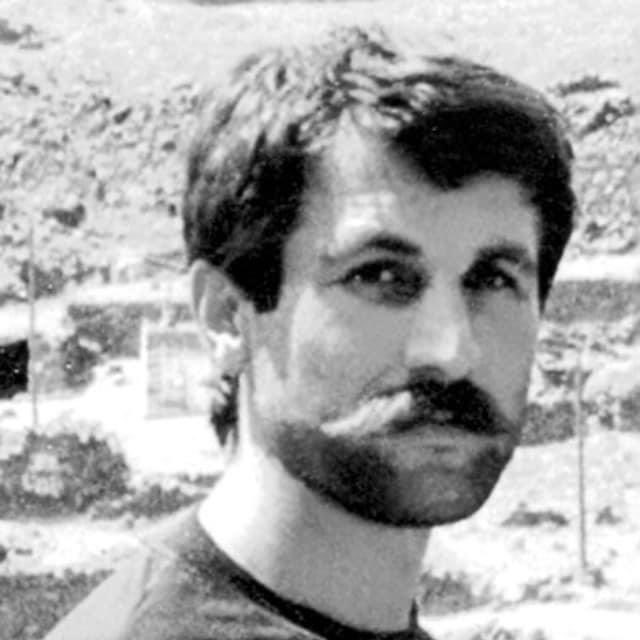 FRANORSEROUND's tweet photo. GAROD 🇦🇲
Aujourd’hui serait le 57ème anniversaire du fedayi #Garod, membre du groupe de défense de Shahoumyan. Comme des milliers de ses camarades combattants, il a consacré sa vie à la protection de l’#Artsakh, de nos frères et de nos sœurs. Son corps n’a jamais été retrouvé. https://t.co/tanpmbRG8p