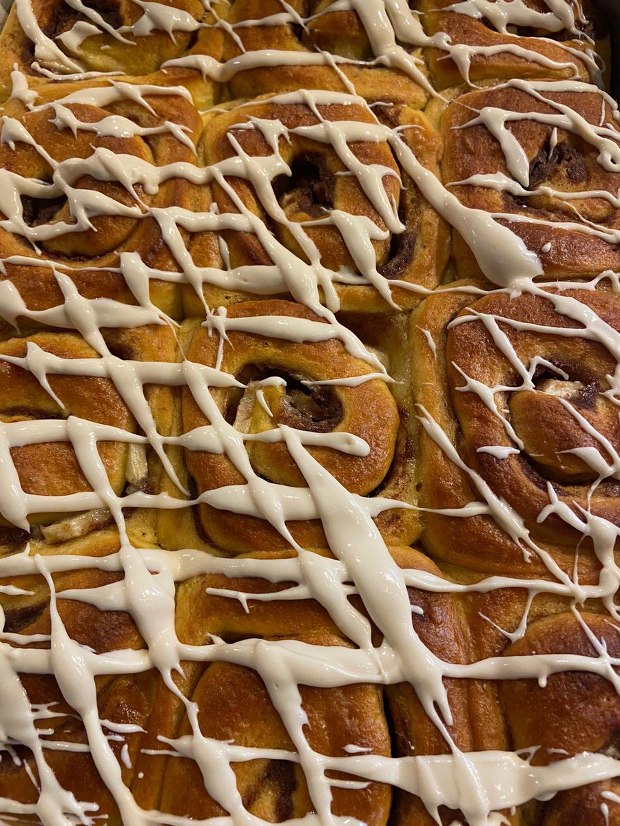 Good morning on this wet &amp; windy Friday! Fresh breads and pastries coming out of the oven here on George’s Street in the heart of #waterford #bakery #supportlocal #delivery