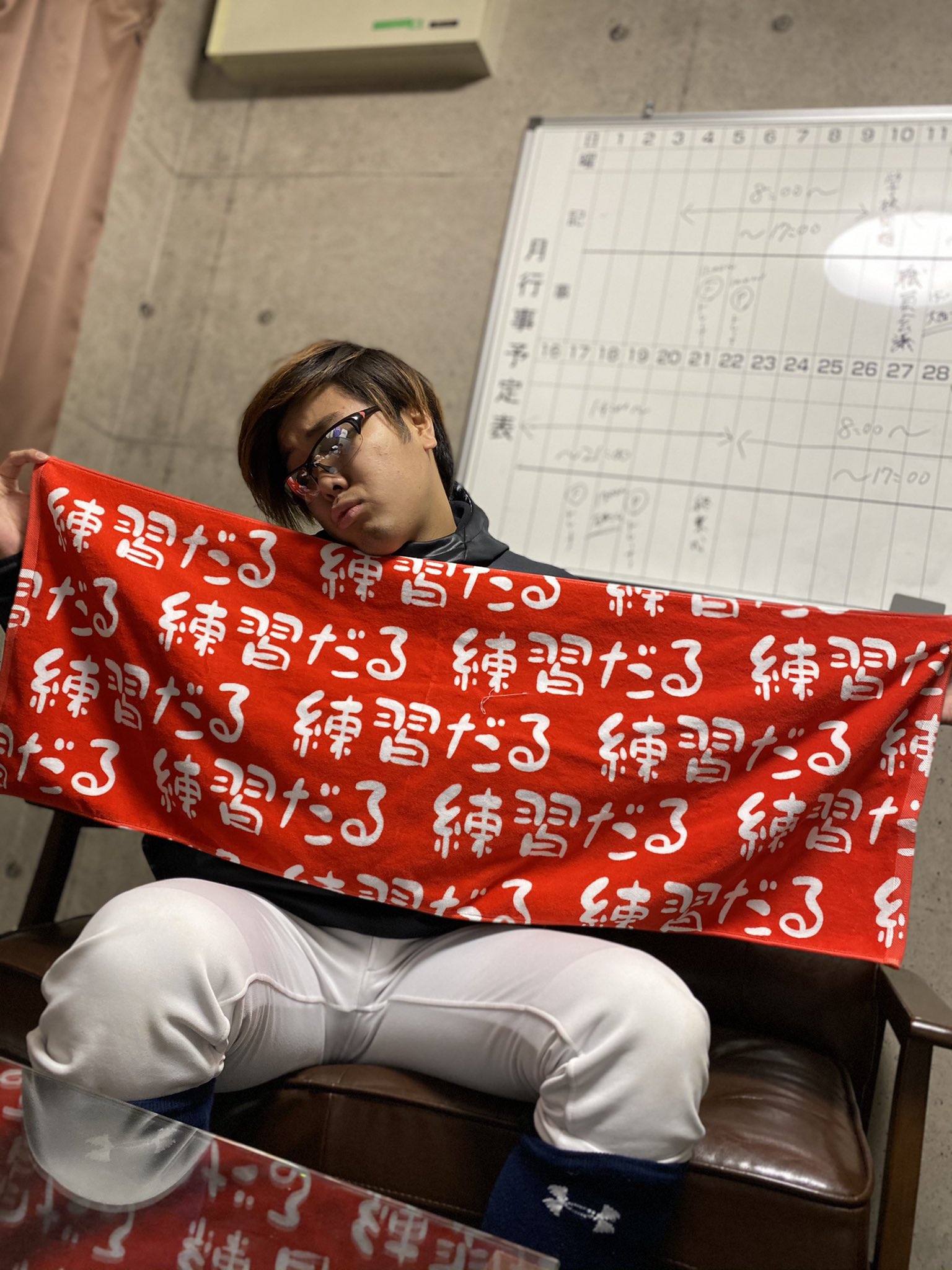 激安大特価！ 溜めて解放タオル 2022ver. アイドル