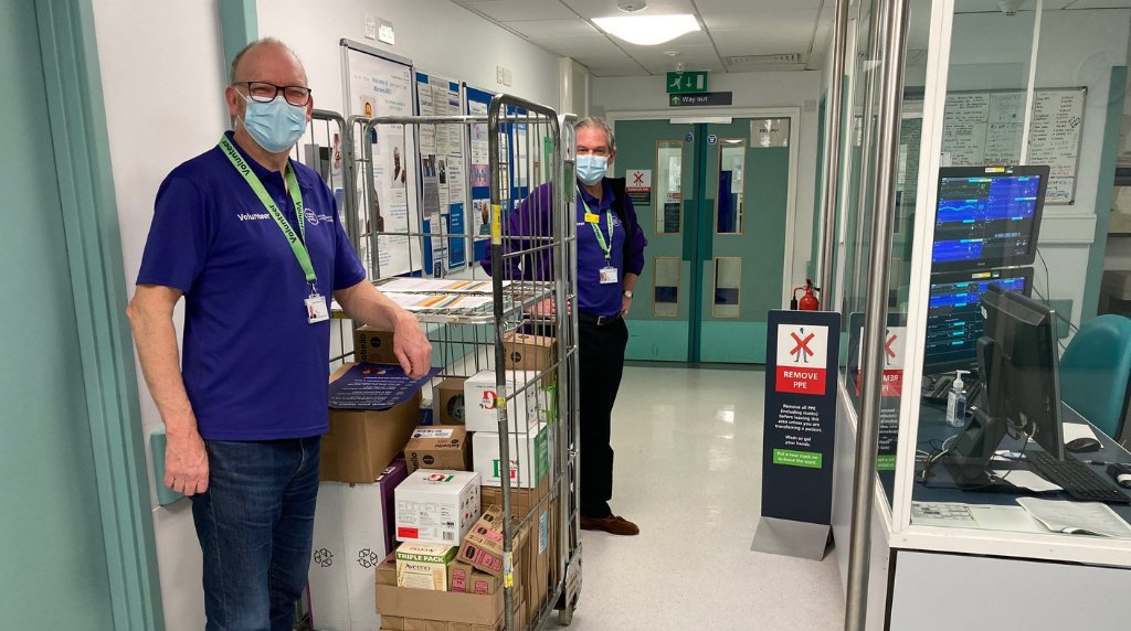 ImperialCharity's tweet image. Since mid-January, our incredible Crisis Response Volunteers have completed 570 shifts across @ImperialNHS! 👏

That is a total of 1,600 hours spent supporting our hospitals 💙

Apply today and join the team:
imperialcharity.org.uk/volunteer