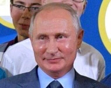 drunktwi's tweet photo. Штирлиц ещё никогда не был так близок к провалу https://t.co/EK2l9xtMCl