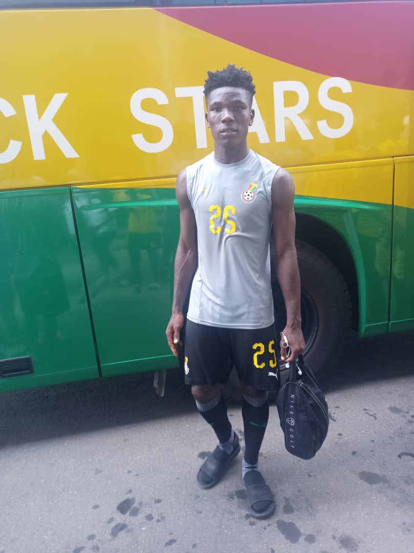 MaxwellQuaye07's tweet photo. It was a successful training with the Black Stars. @Awako10_ @OtouMichel and Haruna Jamal-deen, let's work hard to make Ghana proud. Back home and preparing for tomorrow's game
#BringBackTheLove https://t.co/MujLVdxvXr
