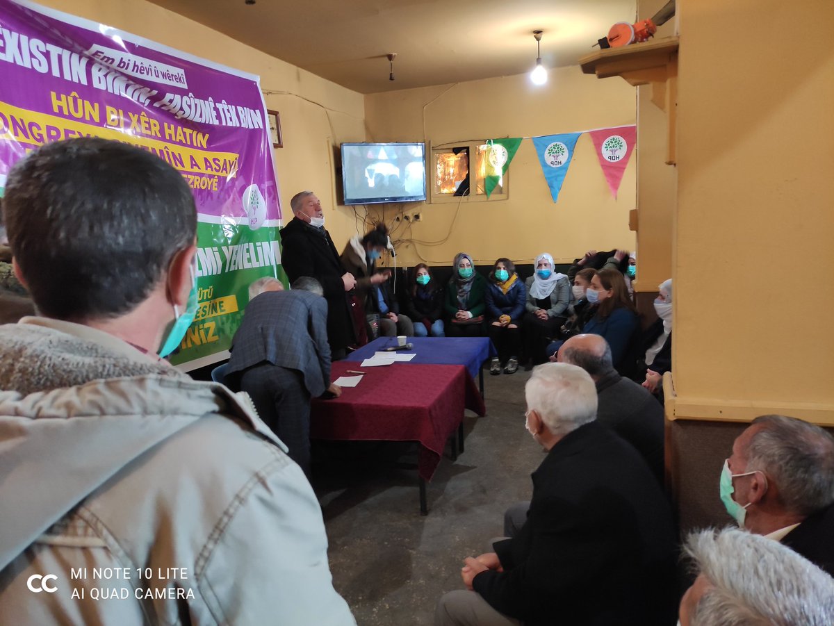 Hazro 3.olağan kongremiz gerçekleştirdik.Tüm halkımıza hayırlı olsun.@HDPAMED21 <a href="/RemziyeTosunHDP/">Remziye Tosun</a> <a href="/irfansner/">bê zimanî,bê Welatiye</a>