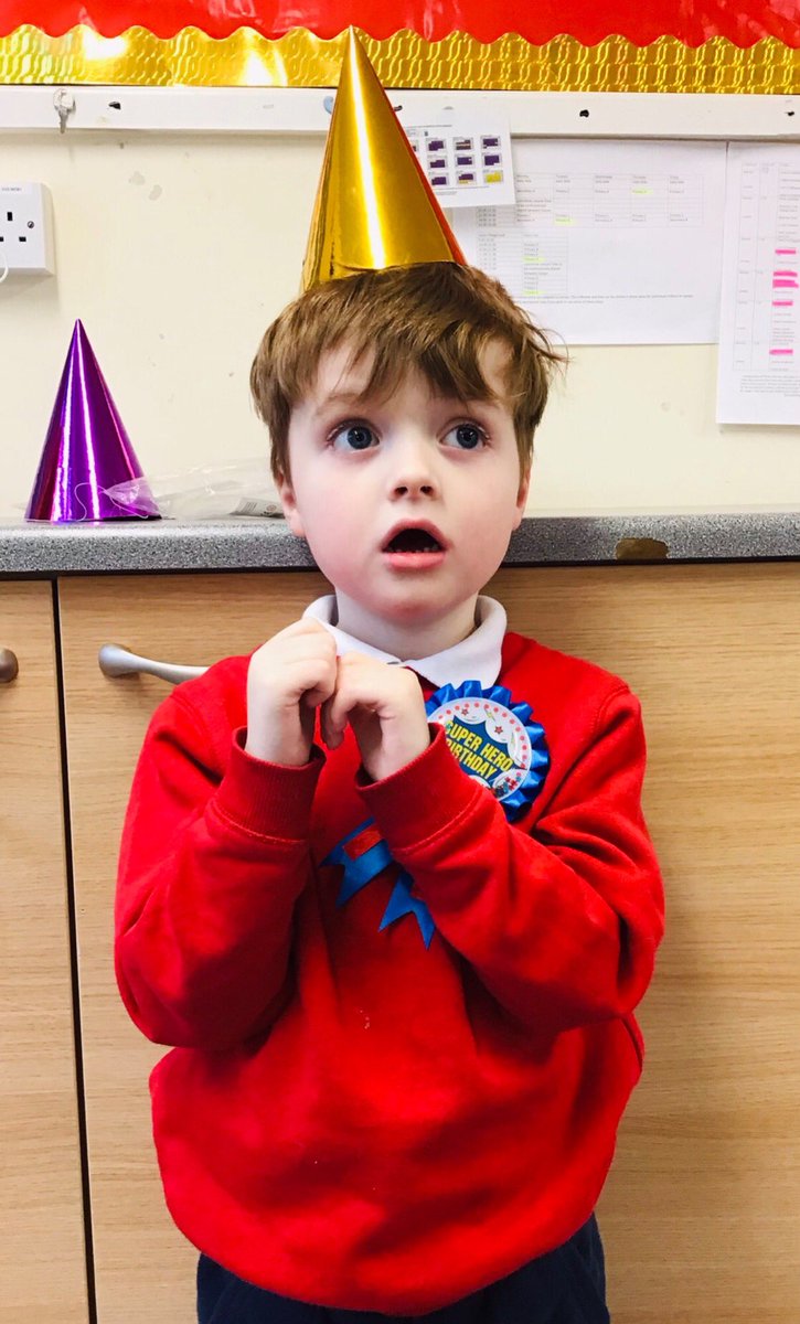 jamesmac_school's tweet photo. 🎉🎈 Happy Birthday our wee R 🎈🎉 https://t.co/IjamFrgGm7