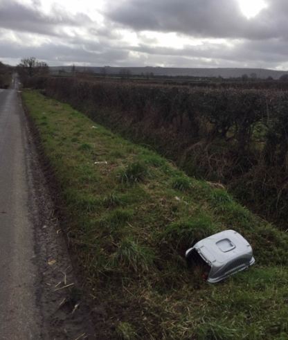 The RSPCA is appealing for information after a dead puppy was discovered in a pet carrier that had been dumped beside a rural road in Steeple Ashton. Full story here: bit.ly/3bjxjZJ