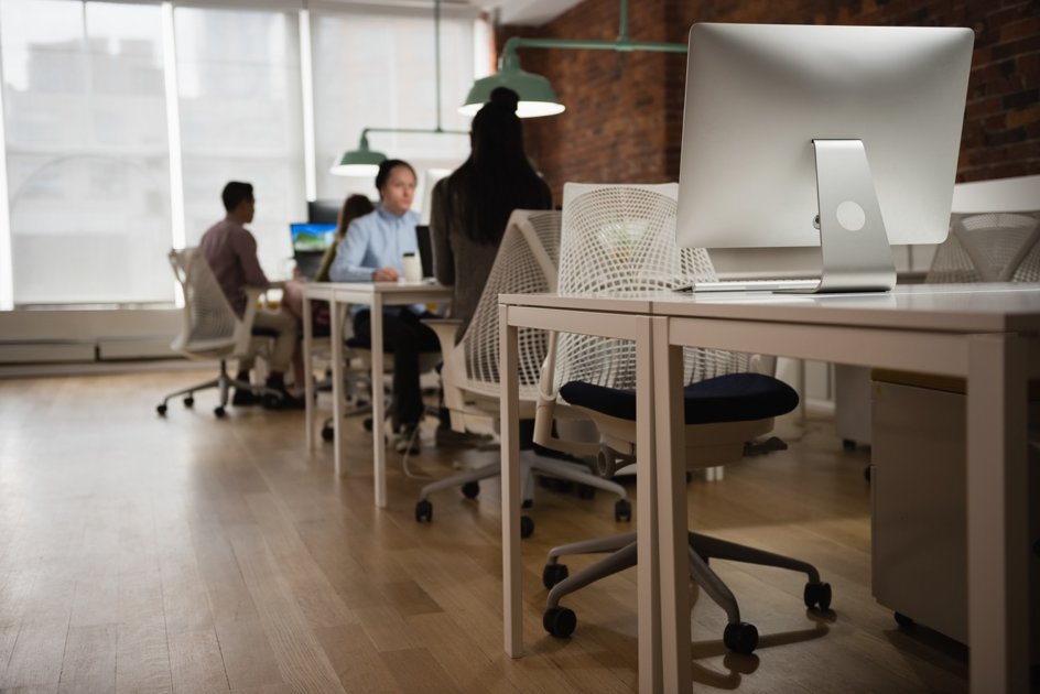 Le #Travail au #bureau est-il mort ? Les aspirations des #collaborateurs démontrent fort bien le contraire.
Voir les chiffres : silentspace-oad.com/2021/02/le-tra…
#HappyTech #QVT #QVTT #travaillerautrement #innovations #conseils #RSE #bruit #son #openspace #environnement