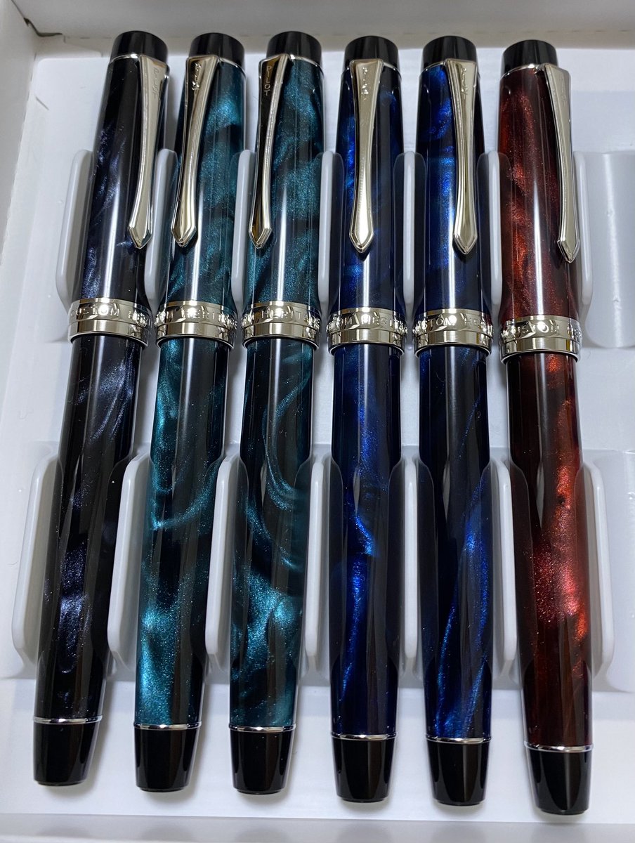 Instagramではお披露目しましたが、今日お迎えした万年筆「カスタム