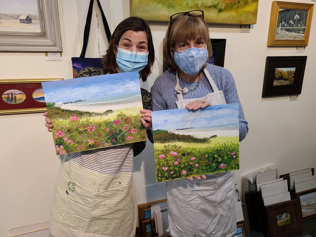 SEHstudios's tweet photo. These sisters-in-law LOVE taking lessons together. #SeeLinkInBio
#Comelearnwithme #artlessons #artforadults #learntopaint #artforkids #oilpaintingclass #artclass #DoverNH #thingstodoinDoverNH #artcourse #Paintinglesson #PrivateArtLessons #SemiPrivateArtLessons https://t.co/QiWV8B4RVZ