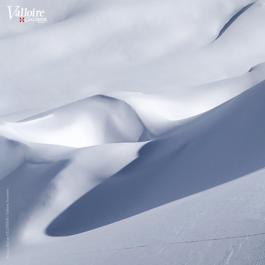 valloire's tweet image. 🍦✨ Oui, avec plein de chantilly👩🏻‍🍳

#picofthemoment #neige 
#Valloire  🏔  #Galibier