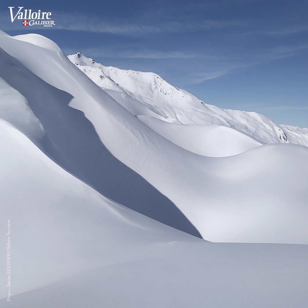 valloire's tweet image. 🍦✨ Oui, avec plein de chantilly👩🏻‍🍳

#picofthemoment #neige 
#Valloire  🏔  #Galibier