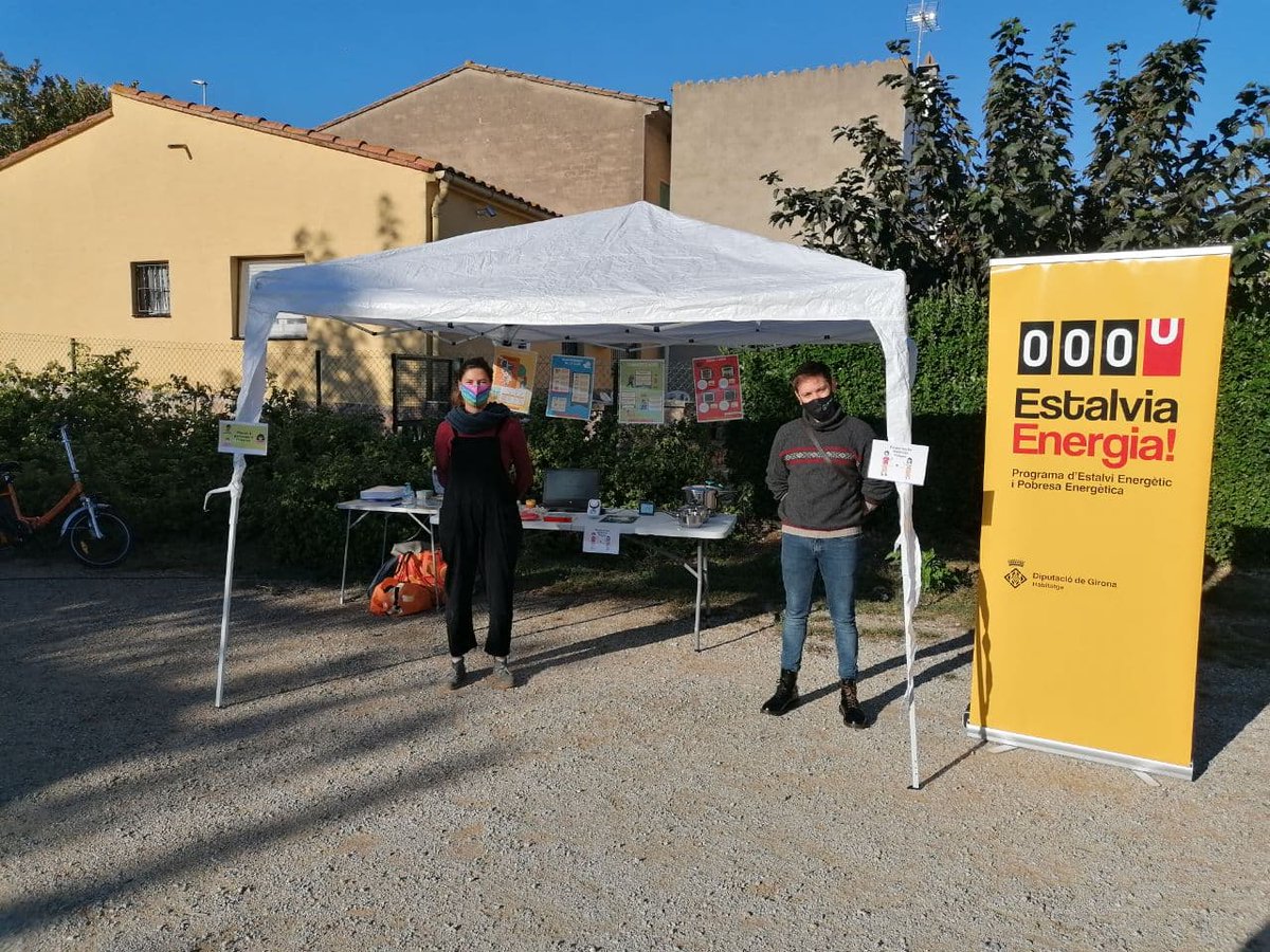 Ecoserveis's tweet photo. #SetmanaPE
Donem suport al Programa d'Estalvi Energètic i #PobresaEnergètica de la @DiputacioGirona, fent actuacions directes a per a sensibilitzar la població sobre despeses i #eficiènciaenergètica a les llars, identificar i actuar en casos de pobresa energètica.
@aplailla https://t.co/HGn9GVLcfS