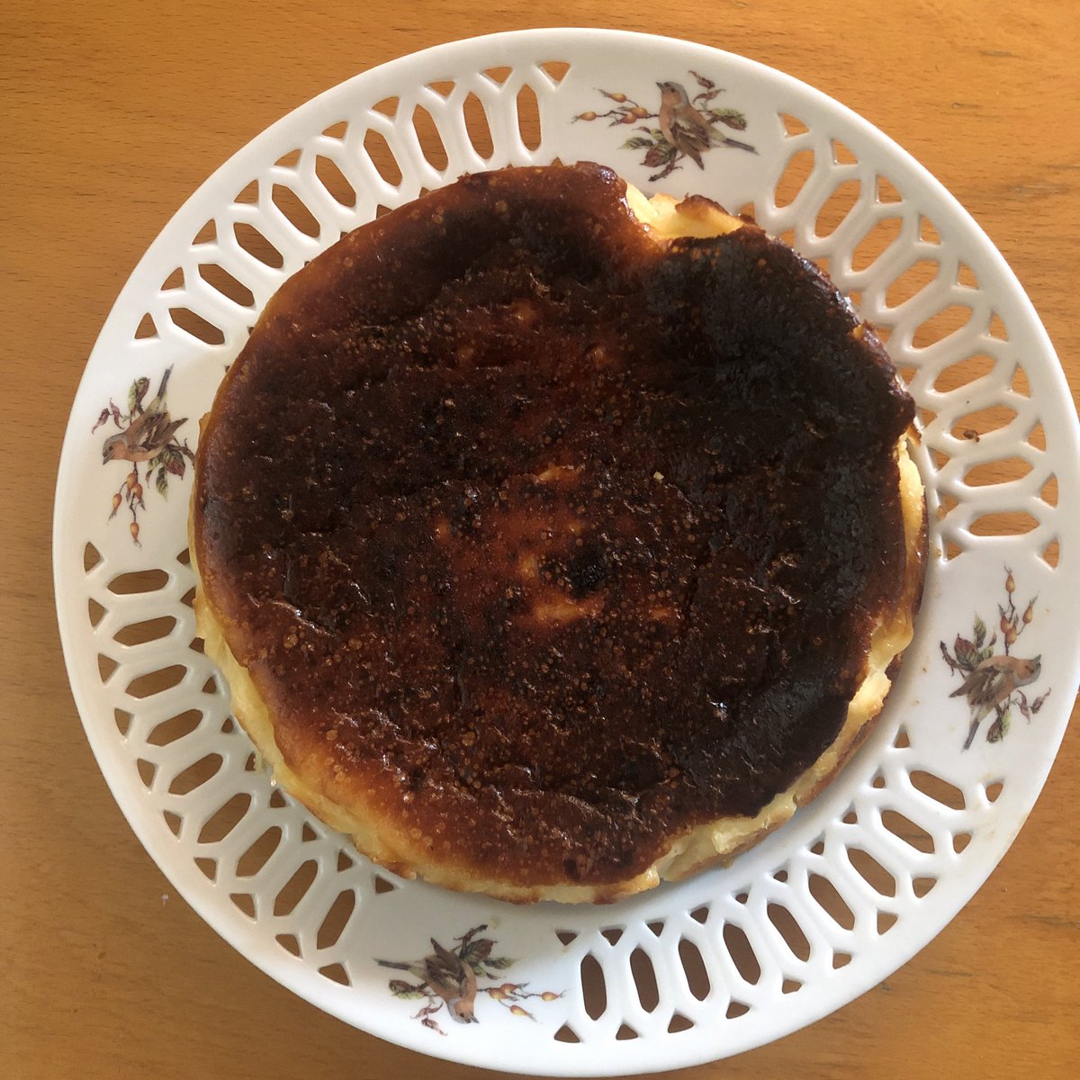 soniambar's tweet photo. @delikatissen Esta la haremos si o si aunque mi madre al ser medio liquida dice que no pero lo conseguiré 😂 Esta es la de la Pedroche https://t.co/HDJe4c7J4q