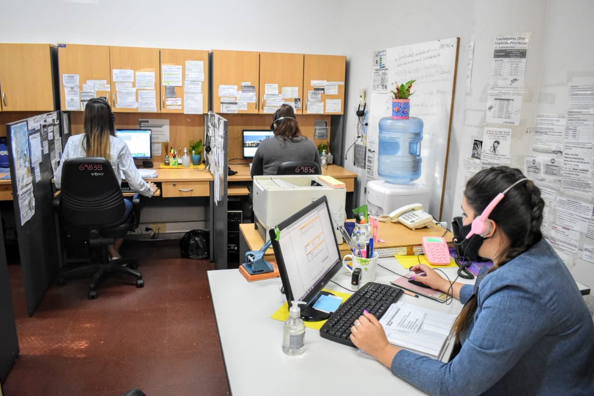 <a href="/muniposadas/">Ciudad de Posadas</a>: El 0800-888-2483 del Centro de Atención al Ciudadano recibió durante el 2020, 17.552 llamadas. Depende de la <a href="/Sececonomico/">Secretaria de Desarrollo Económico</a> y ofrece un contacto directo p la realización y gestión de reclamos, consultas, sugerencias, inquietudes y solicitud de info sobre servicios