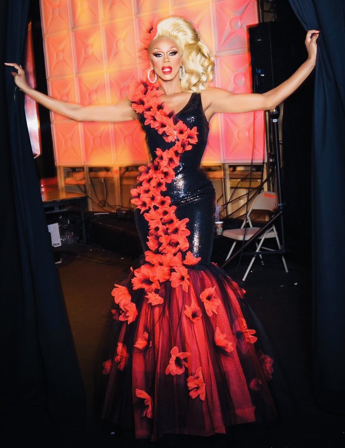 RuPaul as sea creatures.A thread.