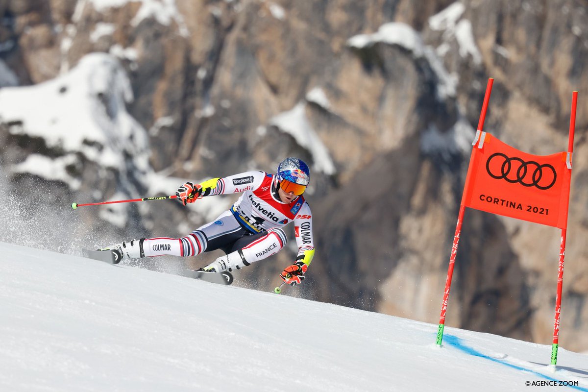 fisalpine's tweet photo. Eyes on the prize! 👀
@AlexPinturault 🇲🇫 impresses once again and takes the lead! @dealiprandini 🇮🇹 (+0.40) #AlexSchmid 🇩🇪 (+0.56) and @mathieufaivre 🇨🇵 (+0.58) try to chase Pintu!
Run 2️⃣ at 13.30 CET!
#fisalpine https://t.co/QZX2EaTr0O