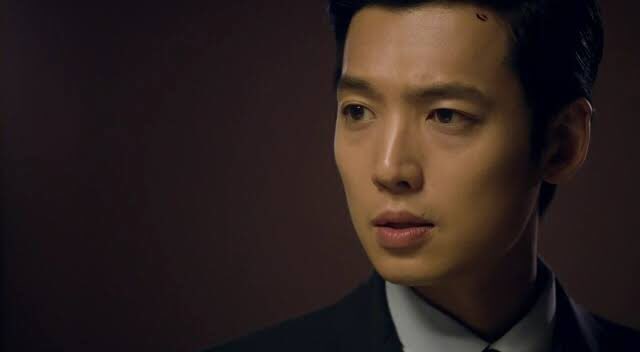 очень безжалостный. чон кен хо безжалостный город. безжалостный город дорама поцелуй. чон кён хо сын доктора. очень безжалостный.