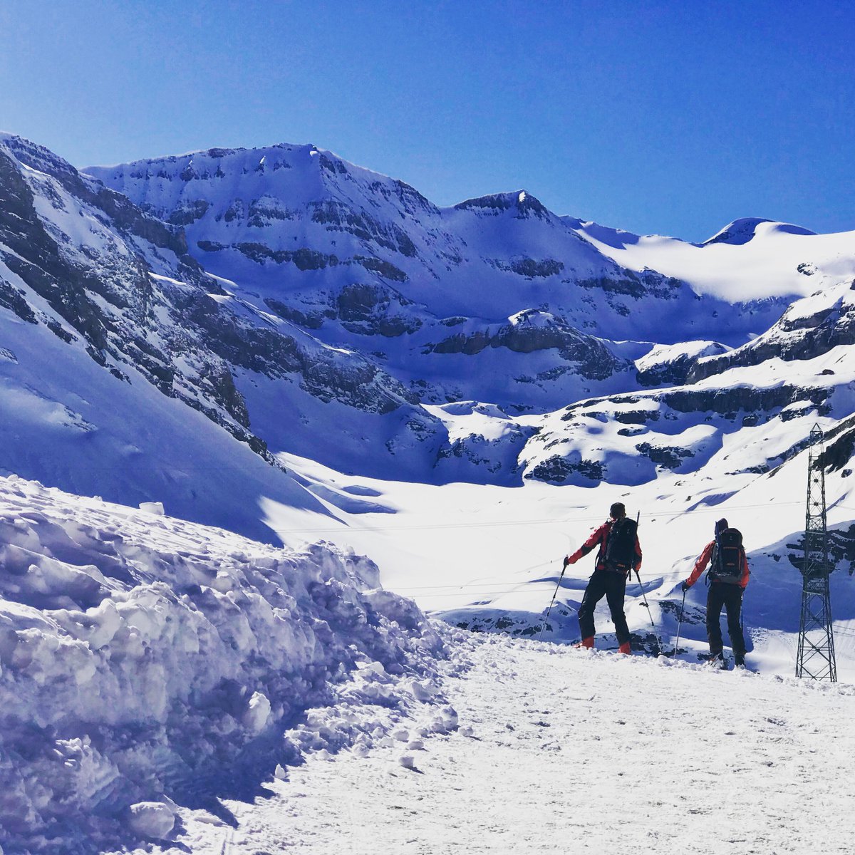 ResAmbassador's tweet photo. Yep. It's #beautiful 

#leukerbad

#swissalps https://t.co/Ug8HaX4GMD