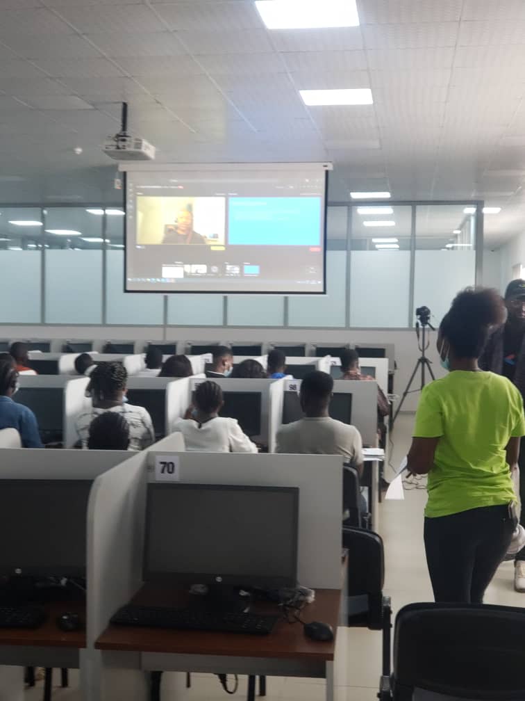 KazeemCanTeach's tweet image. @Microspecialist showing why Identity protection is so important @robogeek95 @fawas_ola @dabsclement  @Aminu_Israelb 
#AzureIdentity #Azure #LASUTECHX #lasucbt18