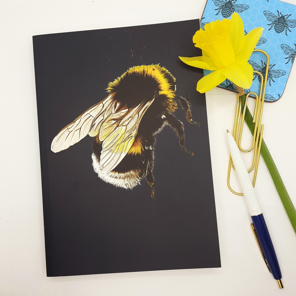 penpusherinc's tweet image. How&apos;s your week bee-n?

penpusher.co.uk/products/the-b…

#notebooks #notebooklover #notepadart #beelover #bumblebee #natureillustration #penpusher
